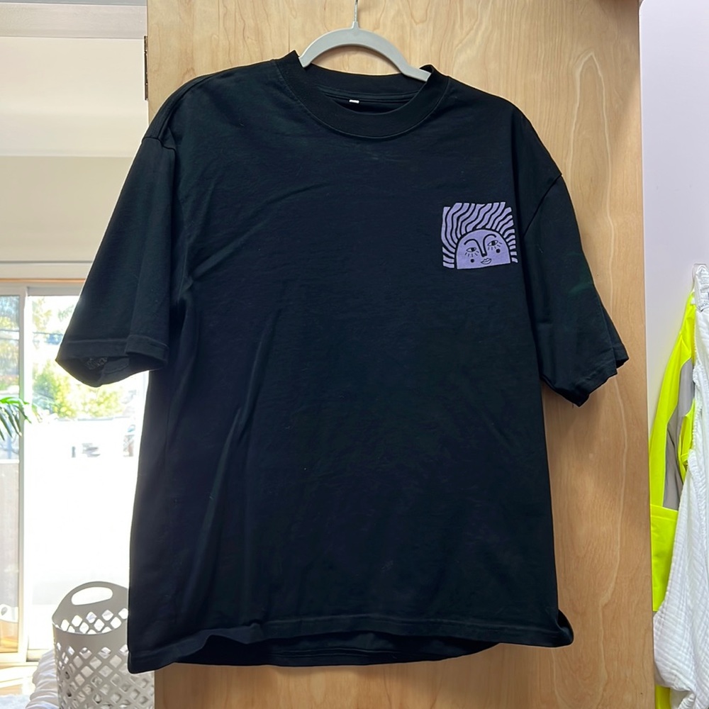 Oversized “get back” tee